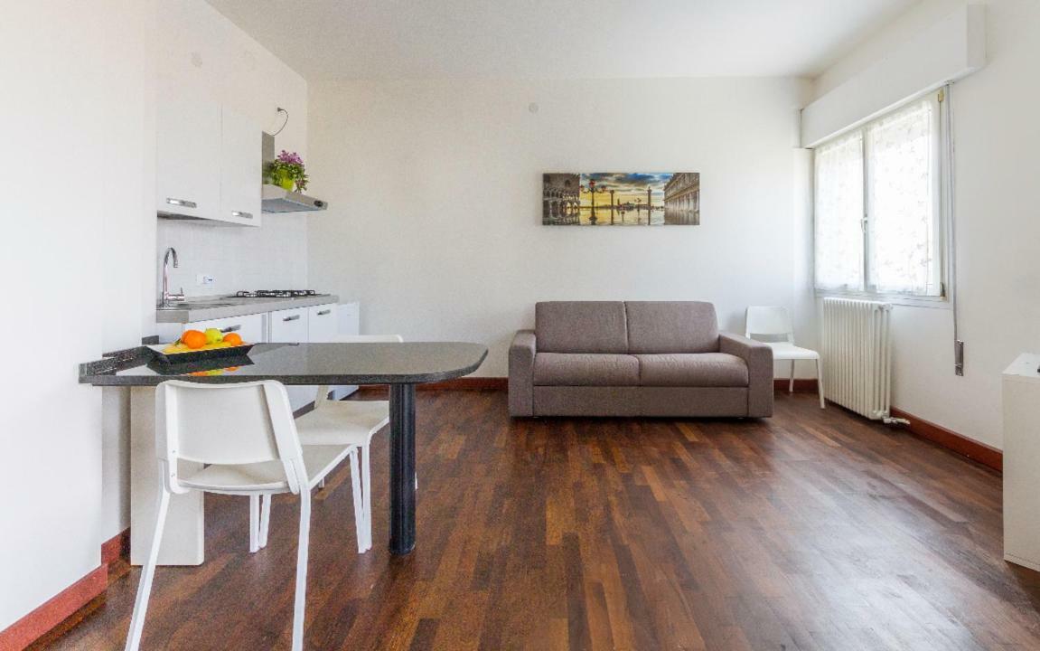 Piccolo Flat Near Venice Местре Екстер'єр фото